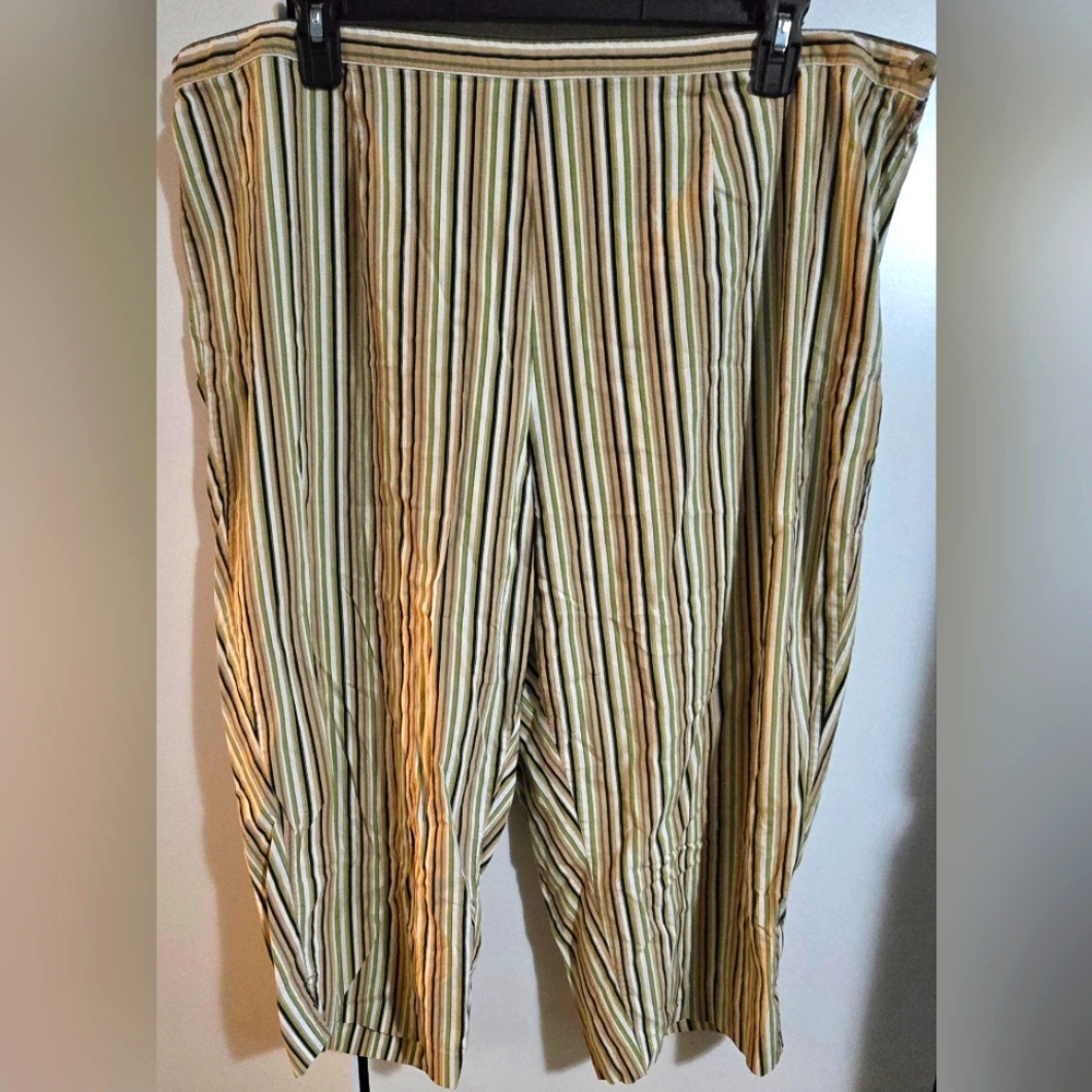 White Stag Capris